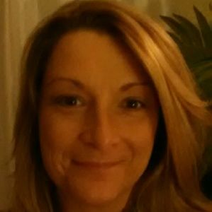Meet your Posher, Stacie