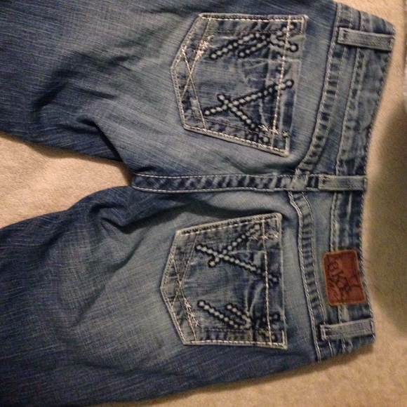 Capris - Picture 2 of 2