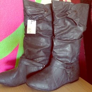 Women's Boots- Price Drop!