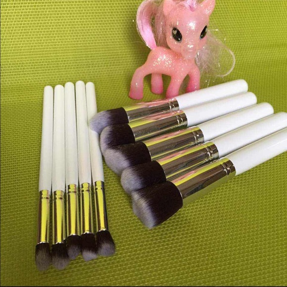 10 pcs Brushes Set+Brush Cleanser - Picture 3 of 3