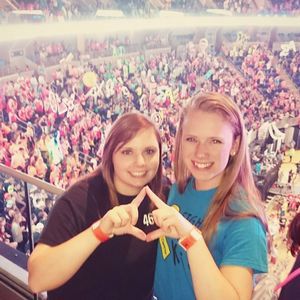 Meet your Posher, Marissa