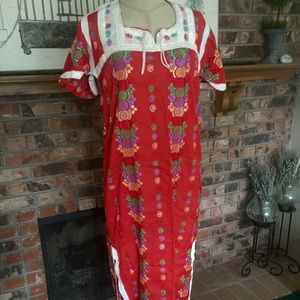 VINTAGE Stunning Kaftan