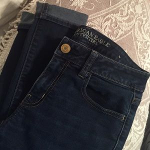 AE Jeans. Size 6. Regular. Jegging. Barely worn.