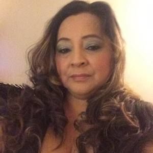 Meet your Posher, Desiree