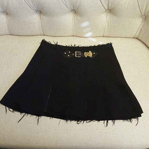 ZARA WOMEN XS PLEATED BLACK SUPER CUTE SKIRT