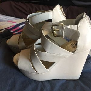 Summer wedges