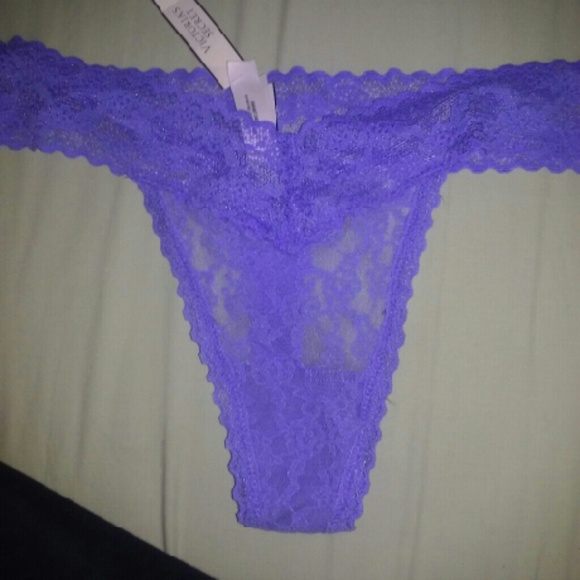 VS lace thong NWT