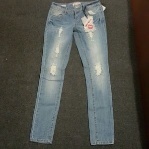 Hot Kiss Skinny Lily Jean