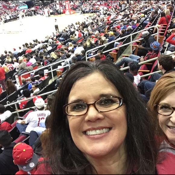 Meet your Posher, Natalie - Picture 1 of 1