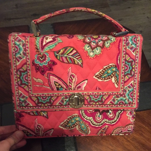 Vera Bradley (turn lock satchel)