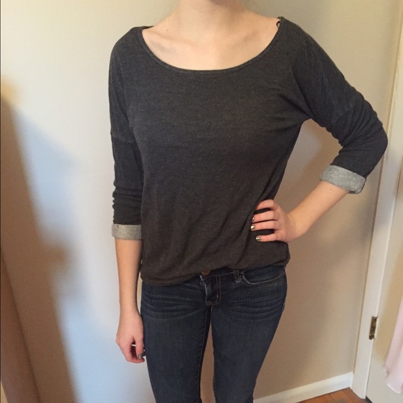 Quarter sleeve sweater