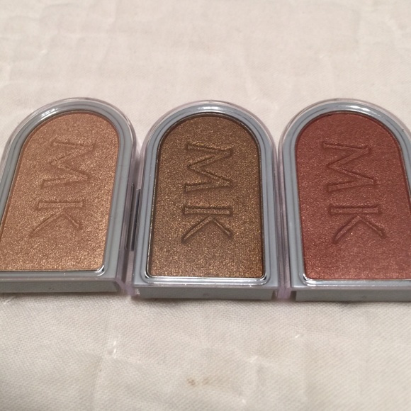 Eyeshadows - Picture 2 of 2