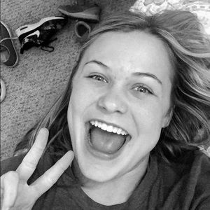 Meet your Posher, Annie