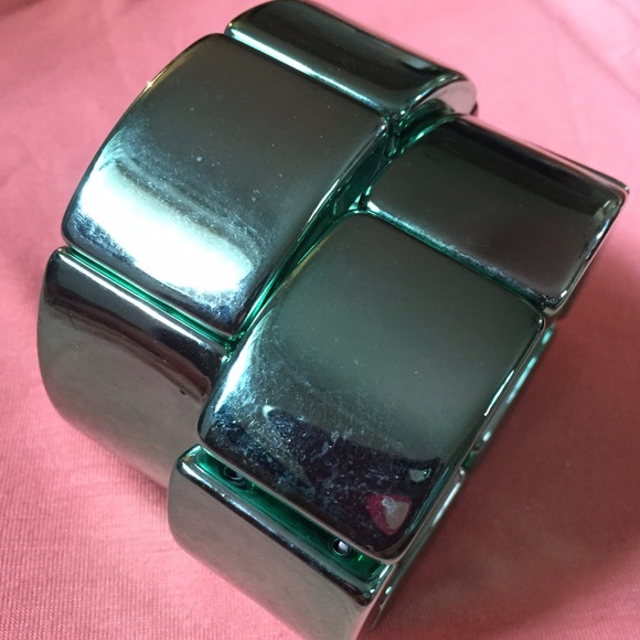 GIFTED🎁 - Picture 3 of 4