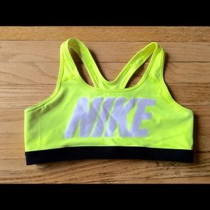 Nike Sports Bra 💚