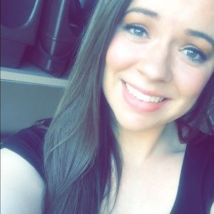 Meet your Posher, Katelyn