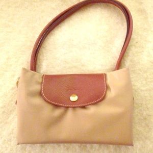 Longchamp Le Pliage Medium Shoulder Tote