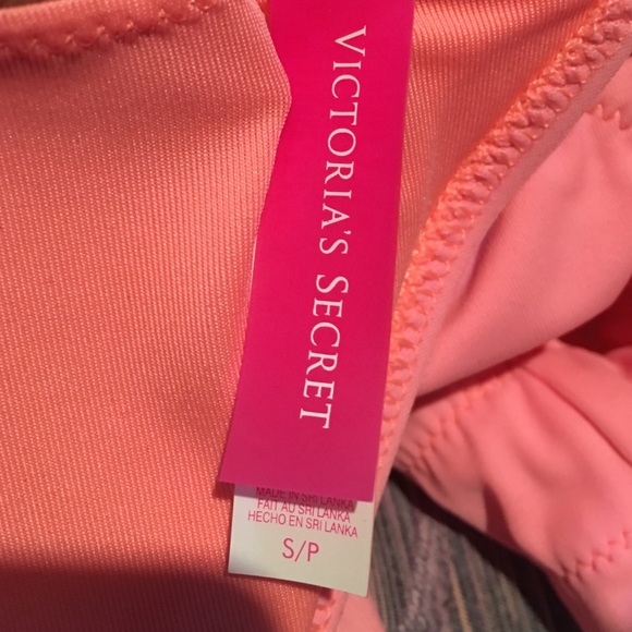 Victorias Secret Flamingo Bikini - Picture 4 of 4