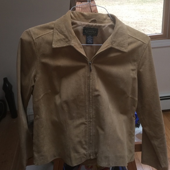 Leather crop jacket