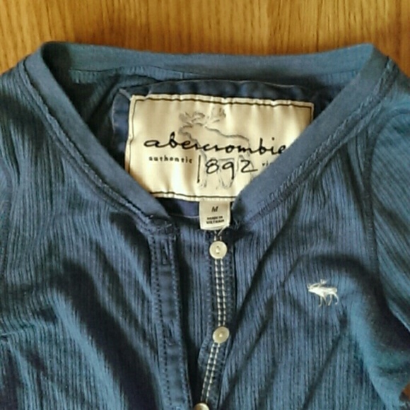 Abercrombie kids long sleeve shirt - Picture 2 of 3