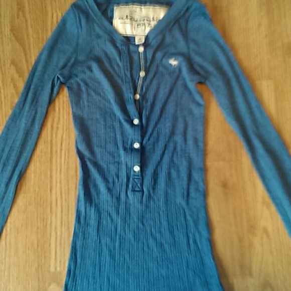 Abercrombie kids long sleeve shirt - Picture 3 of 3