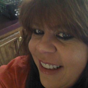 Meet your Posher, Carla