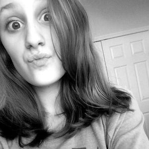 Meet your Posher, Catherine