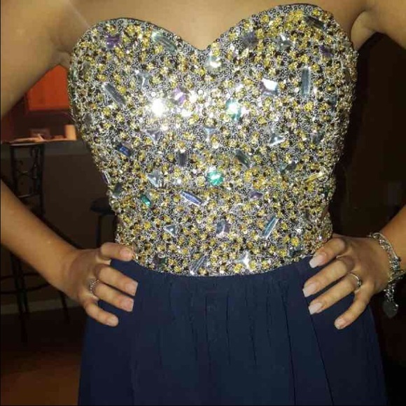 Prom dress! Literally new, only worn once.