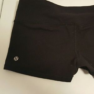Boogie shorts