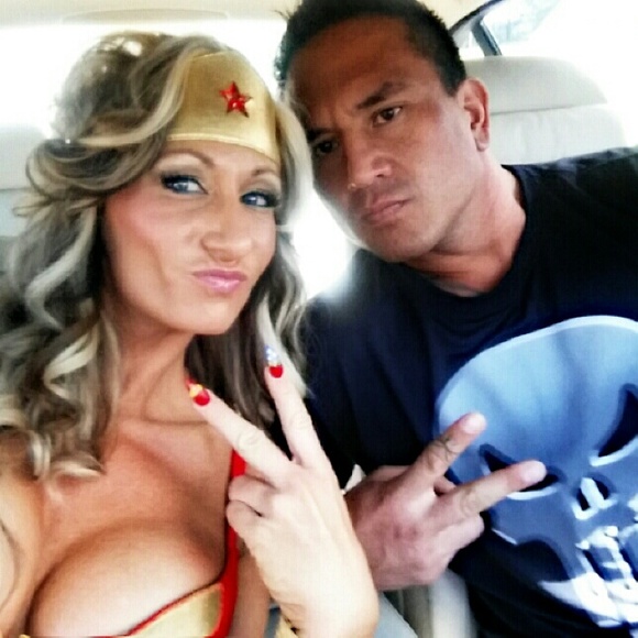 Meet your Posher, Shauna...na...na...na...! - Picture 2 of 2