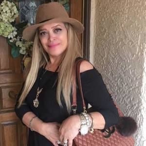 Meet your Posher, Bianca