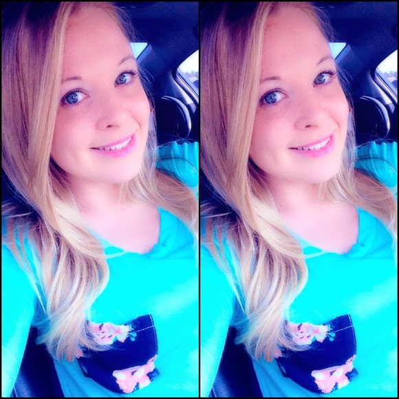 Meet your Posher, Melissa - Picture 4 of 7