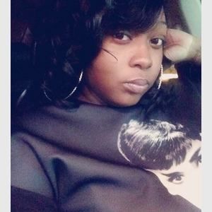 Meet your Posher, Steph