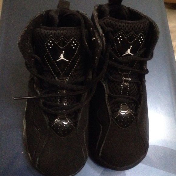 Toddler Jordan's size 9