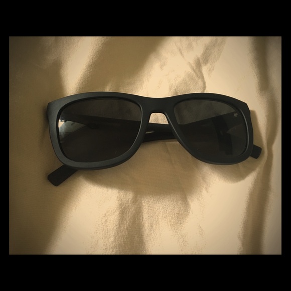 New Dolce & Gabbana for $170! Price is negotiable!