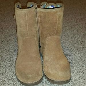 Tan CHILDREN uggs