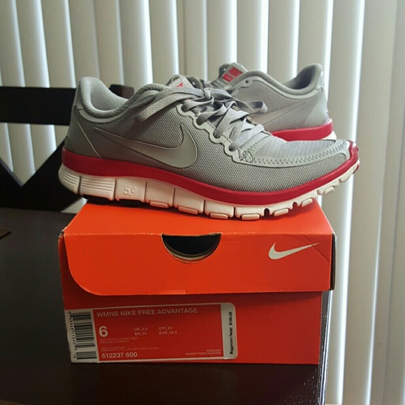 Nike free advantage