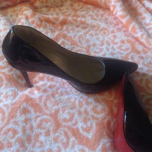 Black red bottoms. Pointy toe