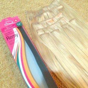 14" Silky Straight Light Blonde Clip-in Extensions