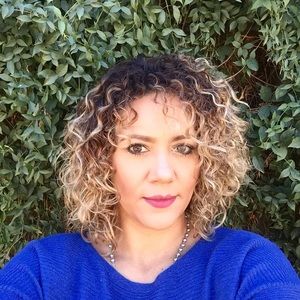 Meet your Posher, Olivia