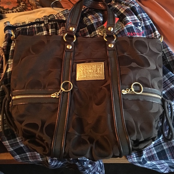 NWT authentic chocolate brown coach purse