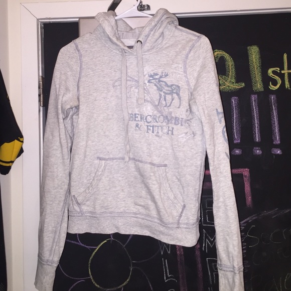 Small Abercrombie & Fitch hoodie.