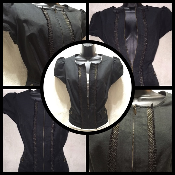 ‼️SALE‼️ Beautiful dress jacket (or top) blk/gold
