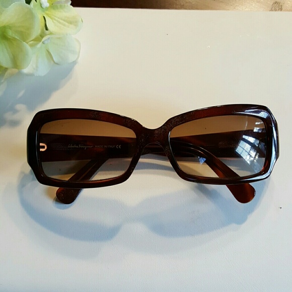 Salvatore Ferragamo Eyewear