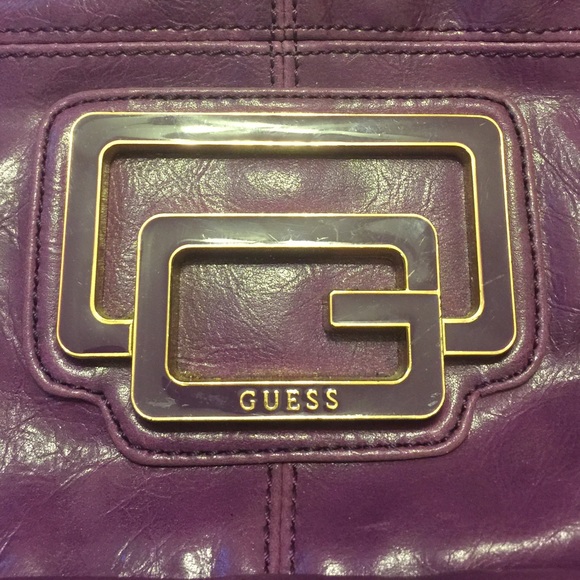 ‼️ SOLD ‼️ Guess Handbag 💜 - Picture 4 of 4