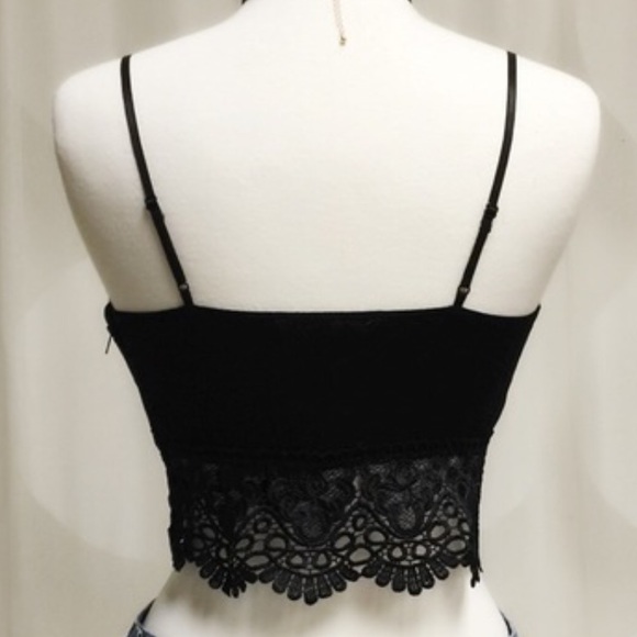 😍Black Crochet Trim Bralette😍 - Picture 3 of 4
