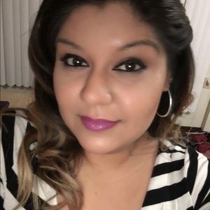 Meet your Posher, Jocelyn