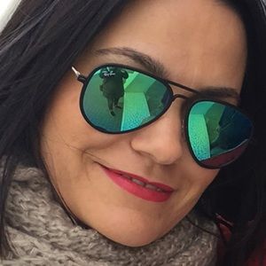 Meet your Posher, Tânia