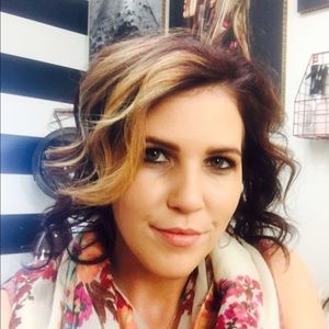 Meet your Posher, Danielle