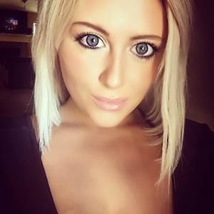 Meet your Posher, Kelli